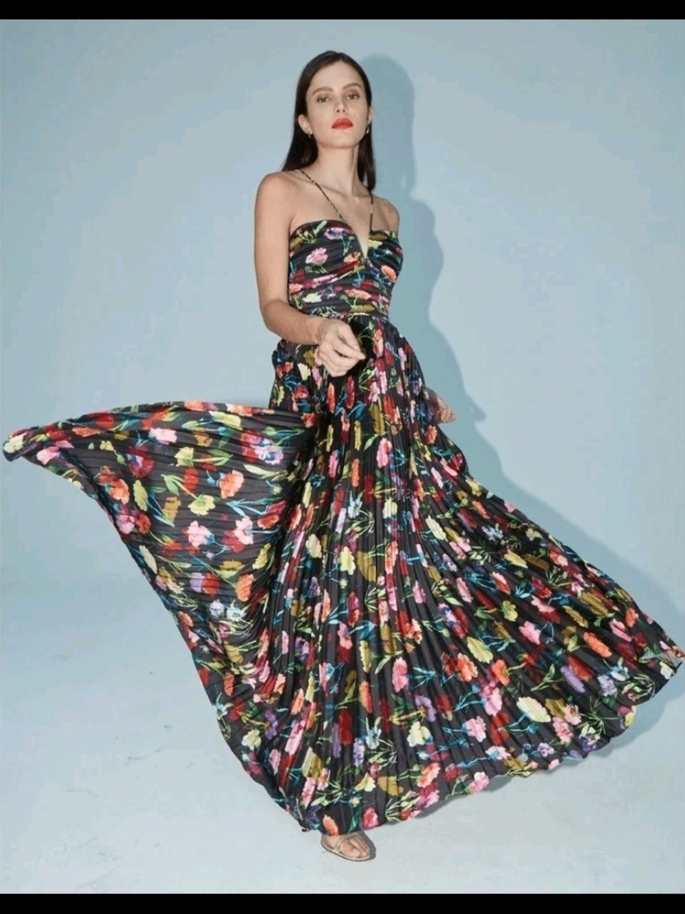 AIIFOS Adriana Gown Black.12 - Picture 3 of 13